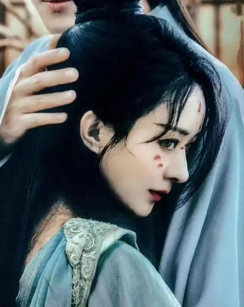 徐海乔:丽颖不愧是丽颖,我偷偷存了一张她看我的眼神照|赵丽颖|花千骨