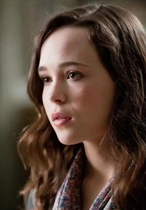 从小萝莉到腹肌男盗梦空间女星艾利奥特佩吉变性惊呆网友