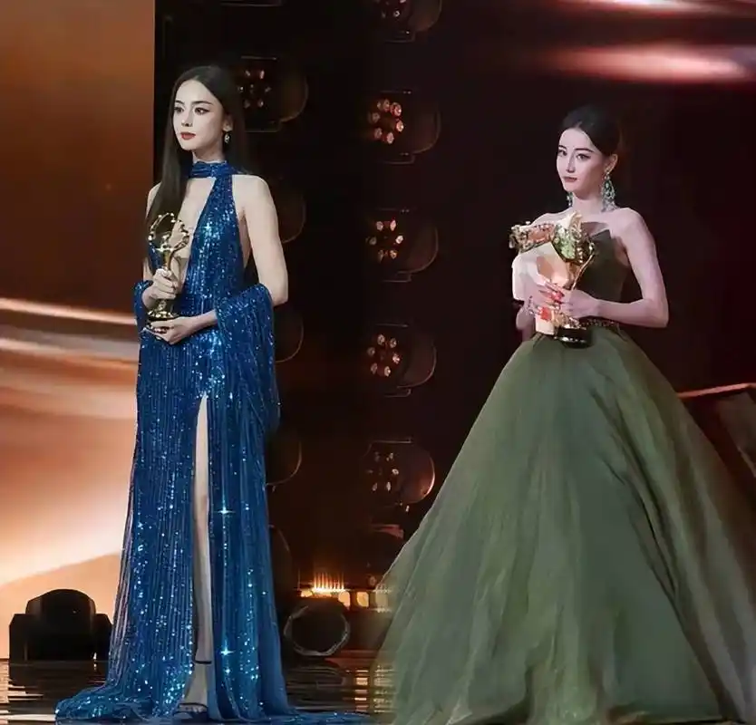 娜扎热巴微博之夜惊艳同框!