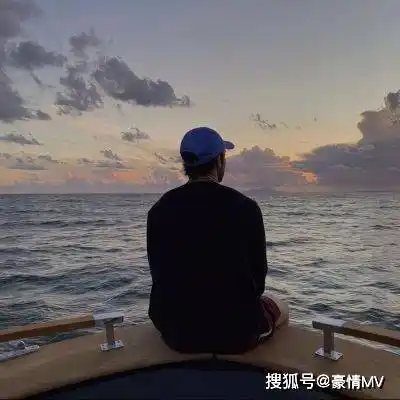 男生背影头像图片超酷2022超酷的男生背影头像