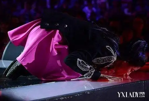 【图】李嘉格翘臀照 揭秘李嘉格翘臀的塑造方法