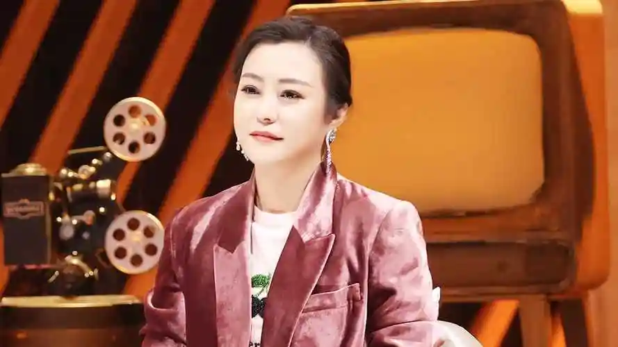 我就是演员第3季郝蕾被问是否不支持艺人跨界来演戏她这么说