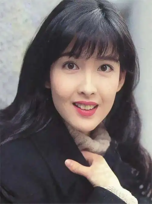 红过毛宁,暗恋周慧敏30年,一生未婚,他还好吗?