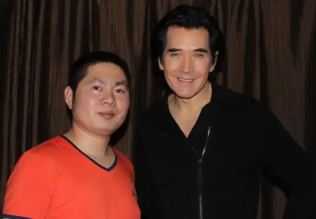 费翔合影_广州星灿娱乐有限公司