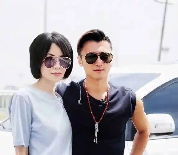 引起了太多人的震惊,大家都认为谢霆锋与王菲的年龄相差实在是太大了