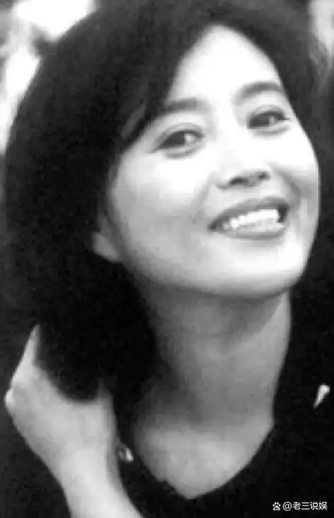 丁嘉丽为爱两度下跪两段婚姻4次堕胎最后却被孙红雷抛弃