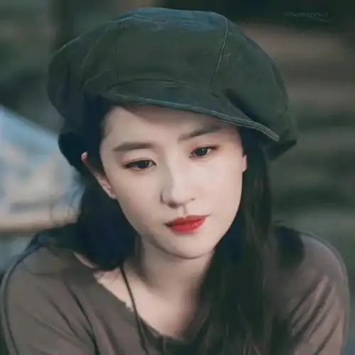 刘亦菲有哪些图适合做头像