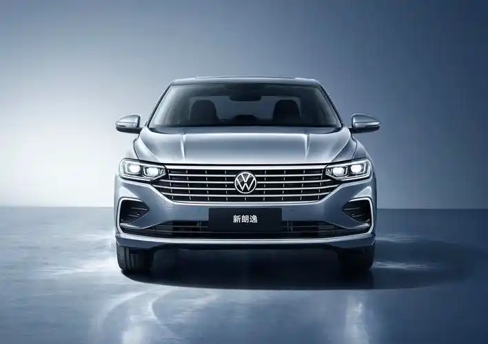 形似帕萨特中期改款大众朗逸发布