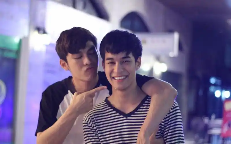 《爱的着陆》mew art跳舞视频