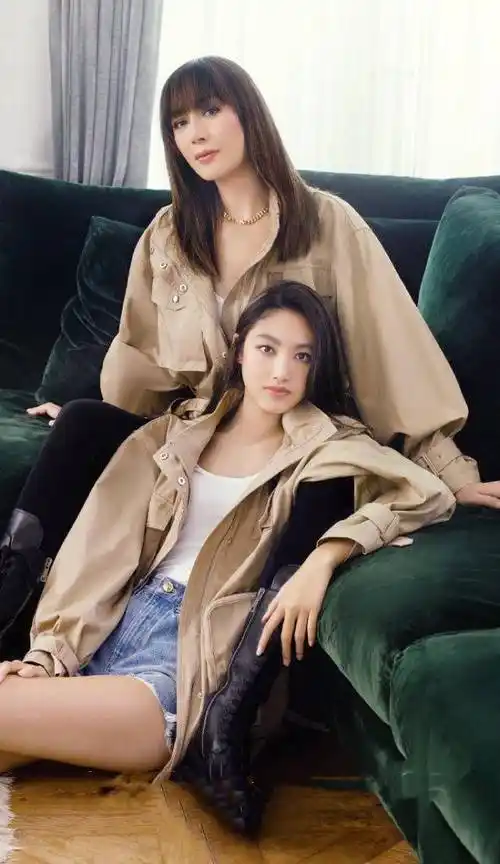 原创出道任达华甄子丹的女儿继承好基因邱淑贞柏安妮的女儿更惊艳