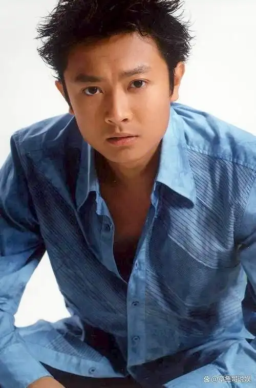 这个男演员一生事业毁在两个女人手里妻子只有脸是真的