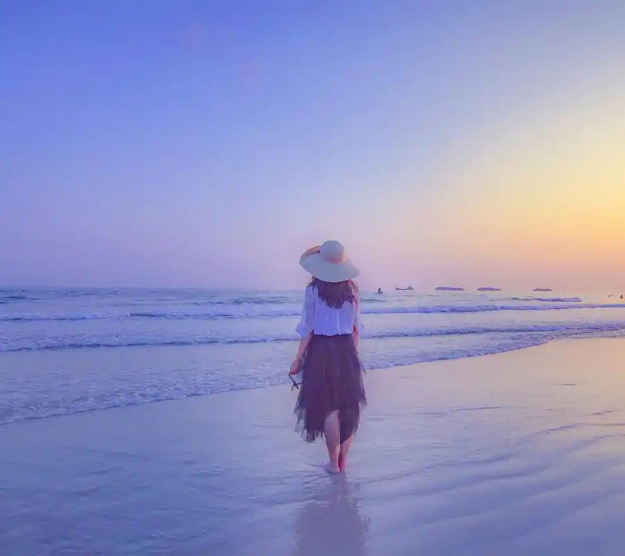 长发美女唯美背影2048x1536分辨率查看