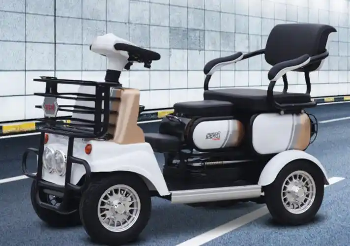 老年代步车多少钱这2款小四轮电动车
