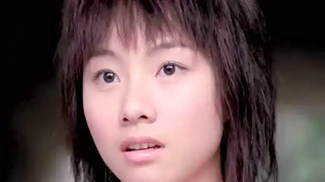 九个女仔一个鬼,陈冠希和邓丽欣年轻时演的经典电影