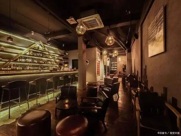 浏览这些酒吧效果图,距离时尚狂欢只差一步!