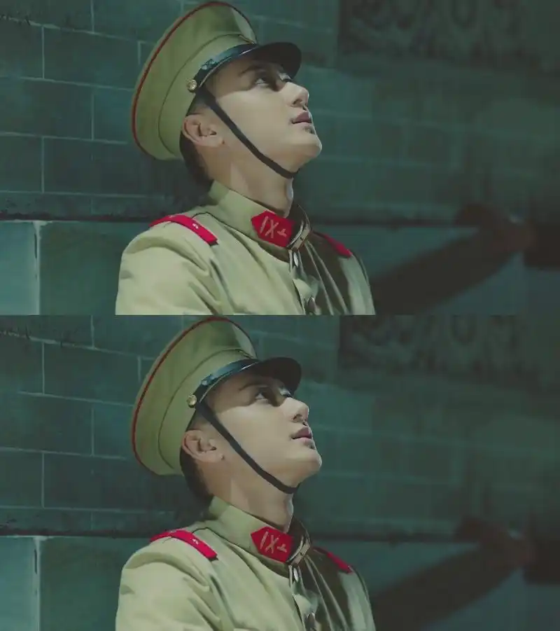 黄子韬是一个适合军装的汉子,背直板正,眉宇间也有军人的硬气,就问