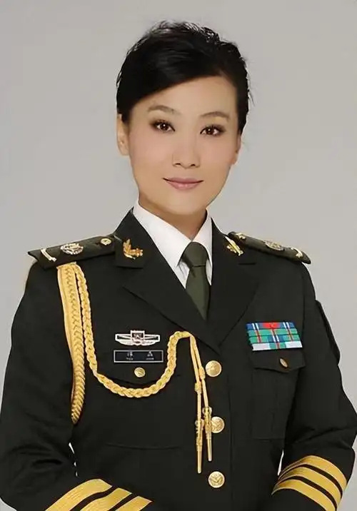 谭晶:我这辈子最正确的决定,就是为科学家丈夫生一对双胞胎