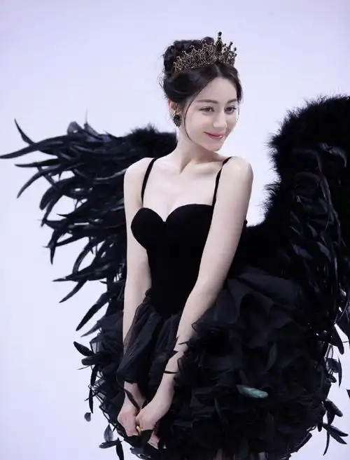 迪丽热巴#黑天鹅本鹅