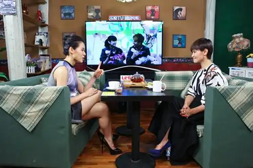 胡杏儿的《星月私房话》:误打误撞入行 15载收获颇多_综艺要闻_娱乐