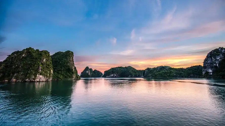 美丽的山水风景图片高清宽屏桌面壁纸