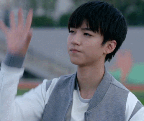 tfboysgif王俊凯gif邬童gif我们的少年时代gif扔棒球gif