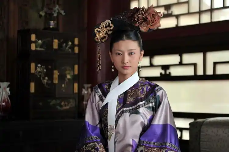 沈眉庄阔别舞台多年后再演宫斗戏,和杨蓉在合作中互相欣赏对方!