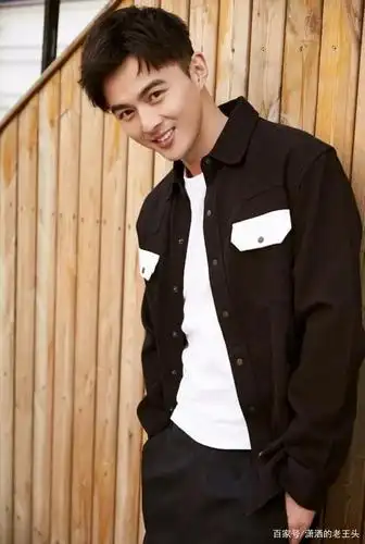 1984年出生于浙江衢州,内地男演员叶祖新