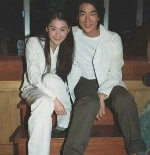 时隔20年张柏芝重逢任贤齐一度硬咽网友早已泪奔