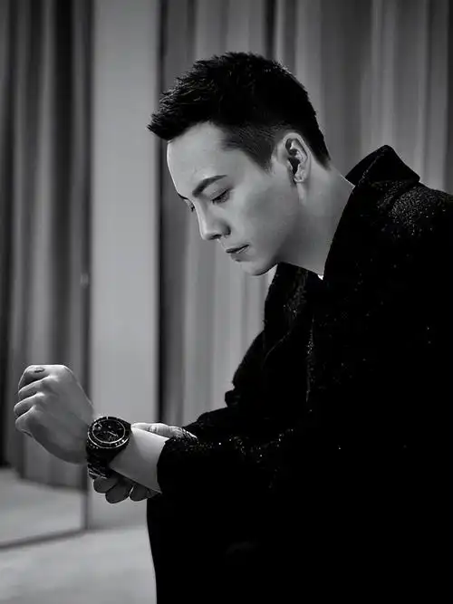 陈伟霆资料 :细数陈伟霆辉煌成就, 这些背后的故事曾几何时鲜为人知!