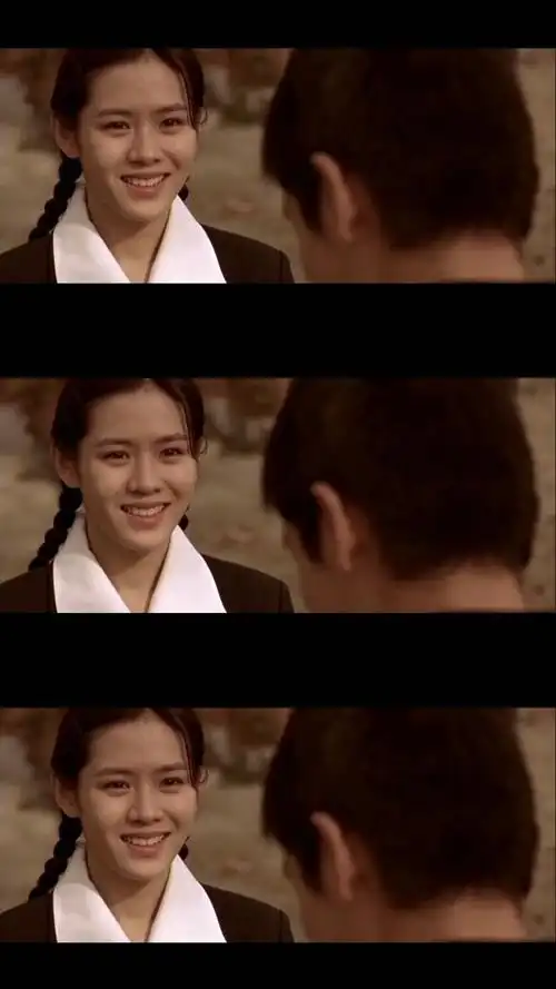 《长腿叔叔》袁娅维次元中遍地麻木渲染的死寂