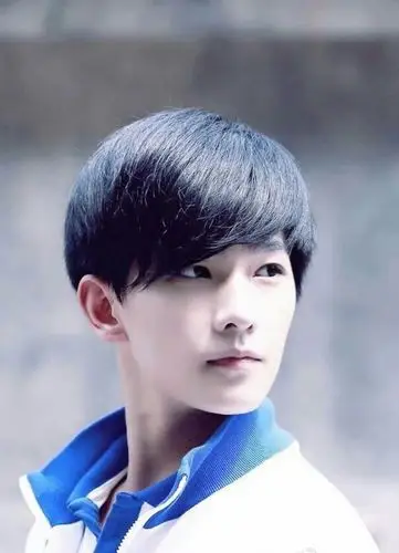 杨洋,中国内地男演员,1991年9月9日出生于上海,籍贯安徽合肥,毕业于