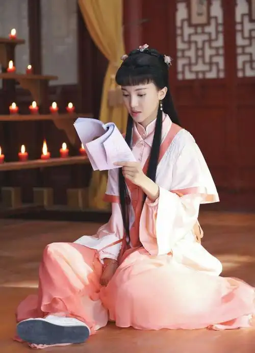 极品家丁萧夫人图片