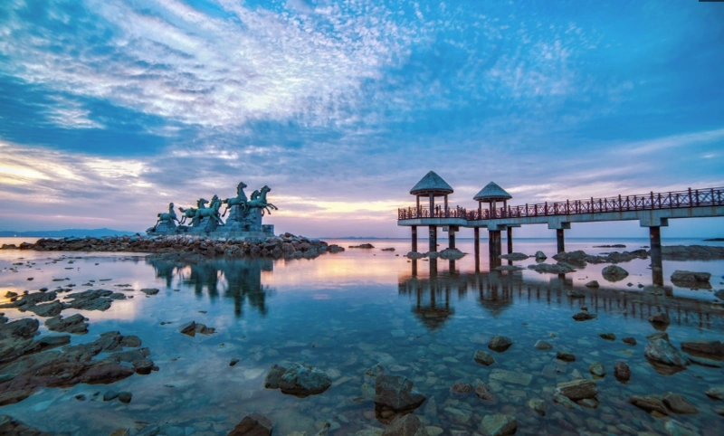 夏日悠悠,打卡烟台养马岛的碧水蓝天