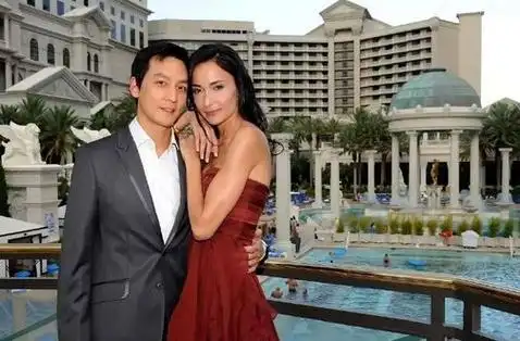 吴彦祖发文庆结婚14周年,说没娇妻lisa活不下去,专一帅哥太难得