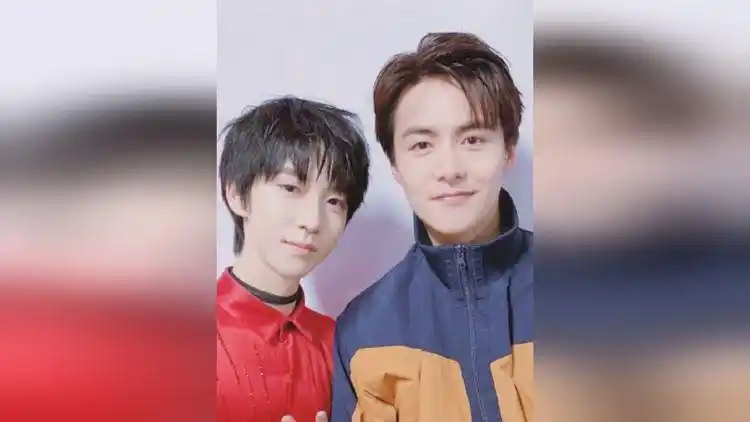 马天宇说贺峻霖妈妈追星长情!称其为"女孩",表白粉丝双向奔赴