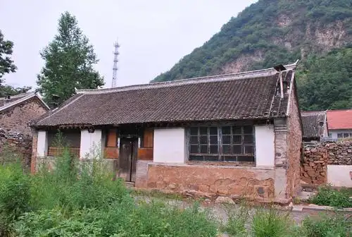 以前的老房子,已经没人住了