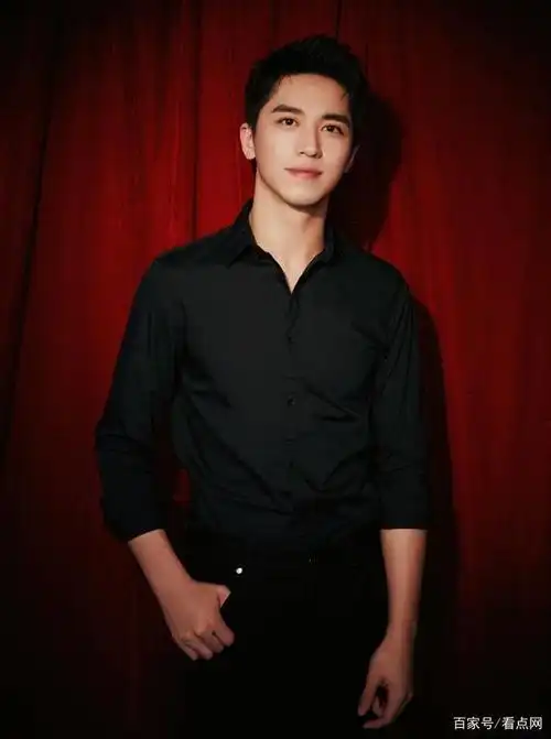 许魏洲名誉权案胜诉 所获赔偿将全部捐献公益