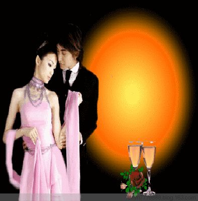 情侣造型拍照亲密gif动图_动态图_表情包下载_soogif