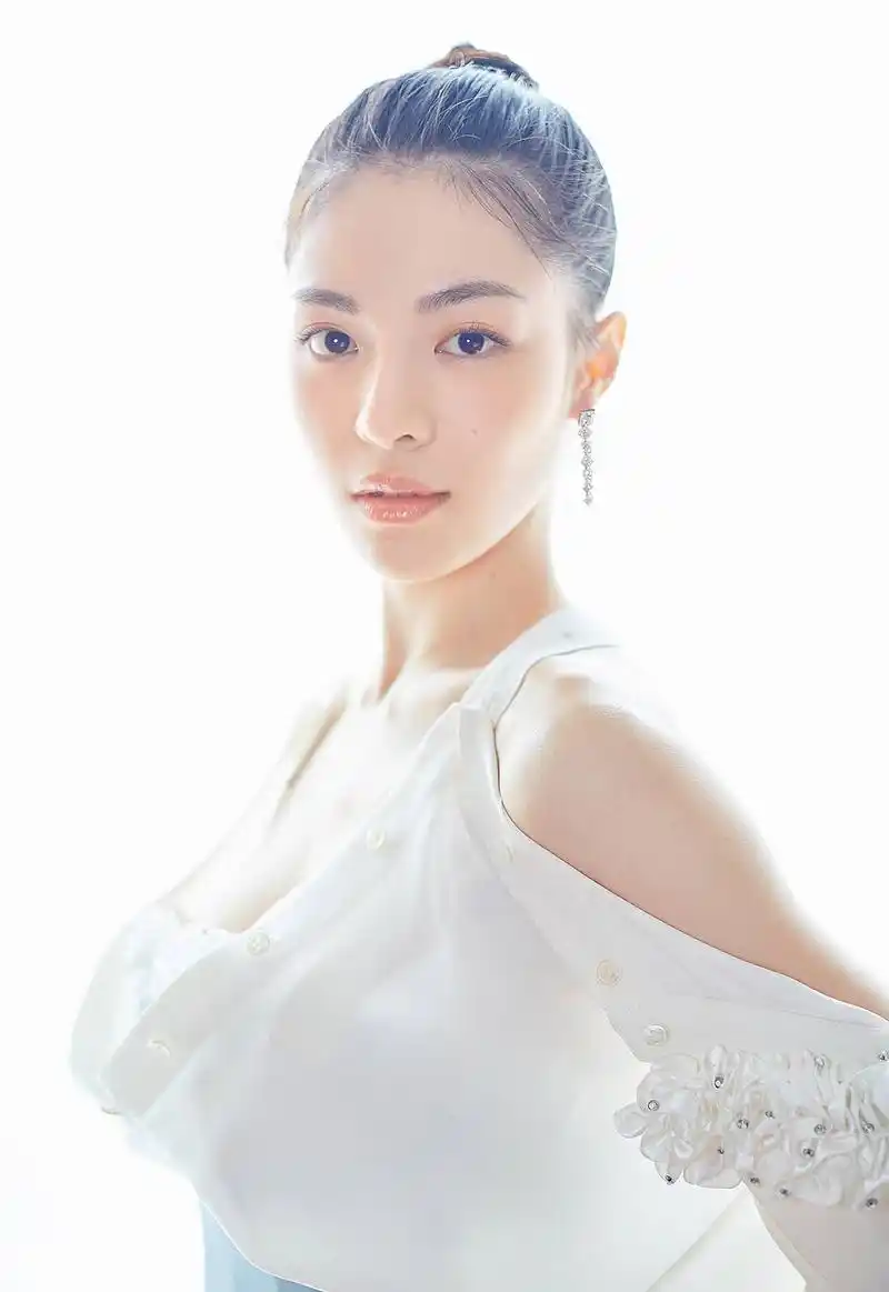 钟楚曦:千娇百媚,妩媚妖娆