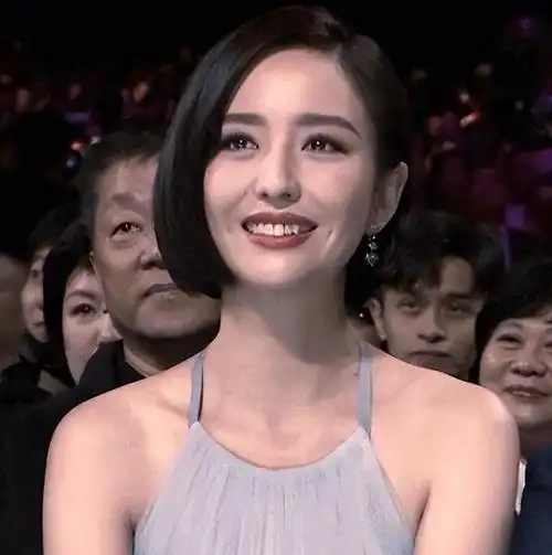 7年后才明白为什么当年佟丽娅离开陈思诚时果断又决绝