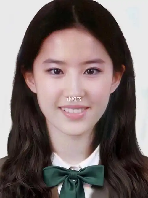 刘亦菲大学证件照