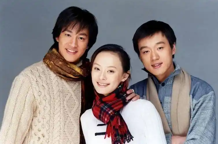 "过气男星"佟大为:照顾植物人父亲三十年,把妻子关悦