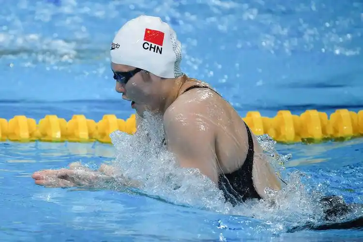 游泳女子200米蛙泳决赛赛况