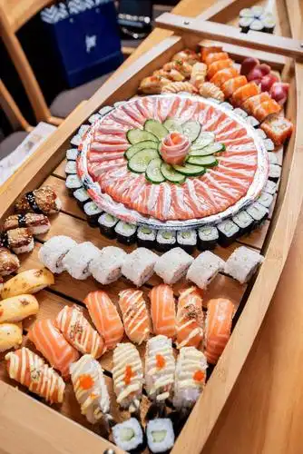 岛国女神拼盘这家寿司店吃得我面红耳赤