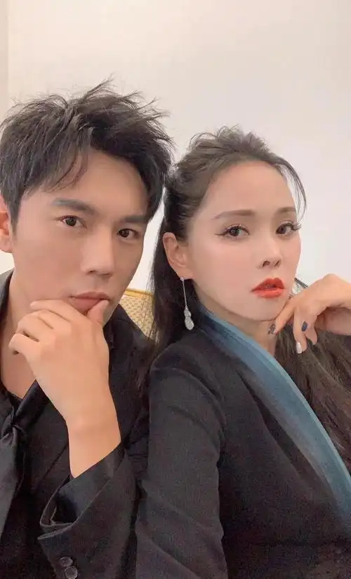 演员秦昊老婆是自己的女神拍戏只拍好的