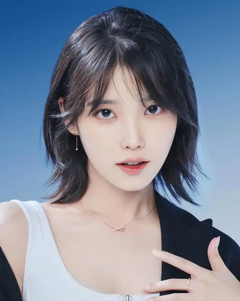 韩国女星李知恩能歌善舞很惊艳!肤白貌美大长腿国民妹妹