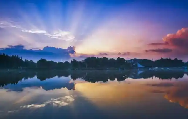 美爆| 高颜值赛道风景抢先看,锡山"宛马"即将震撼来袭!