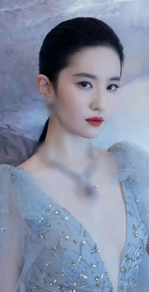 刘亦菲侧颜好完美