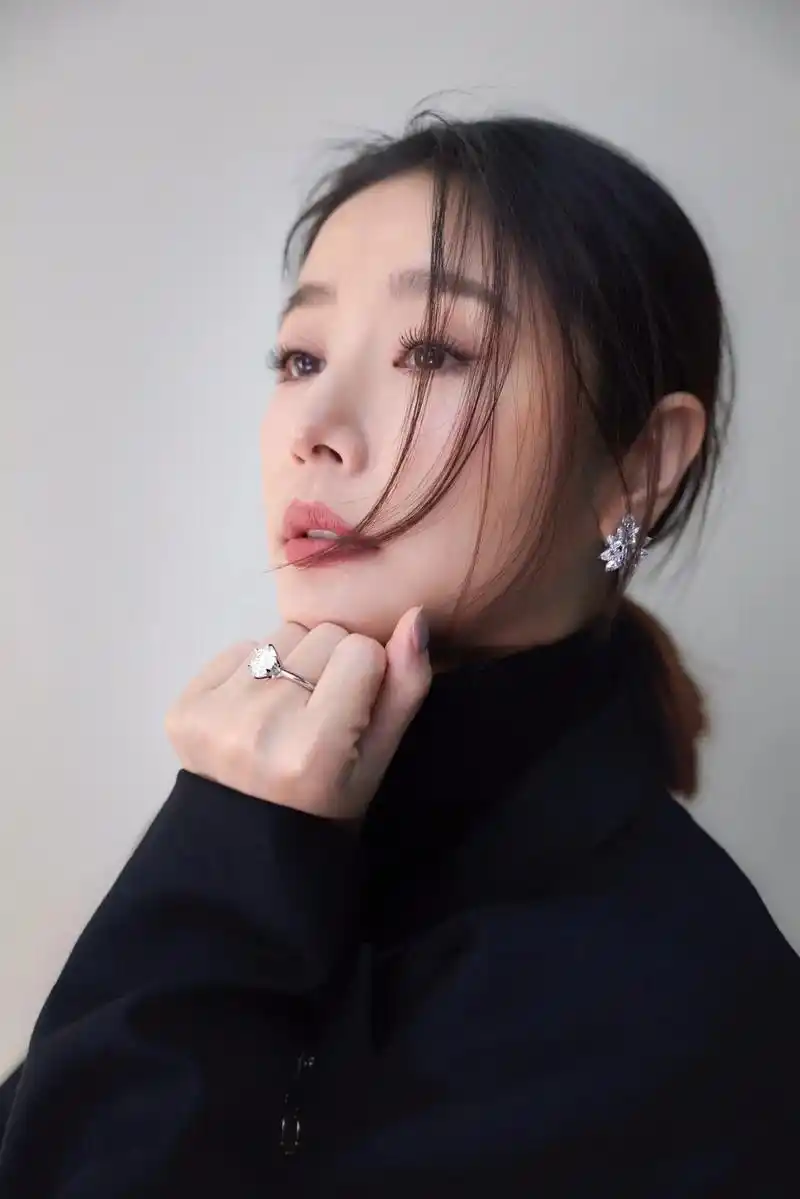 林心如 认真生活,认真工作,享受自我,不勉强他人 不委屈自 - 抖音