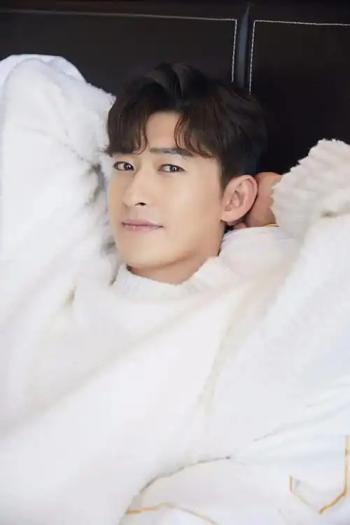 张翰丨阳光帅气男神高清壁纸图片精选